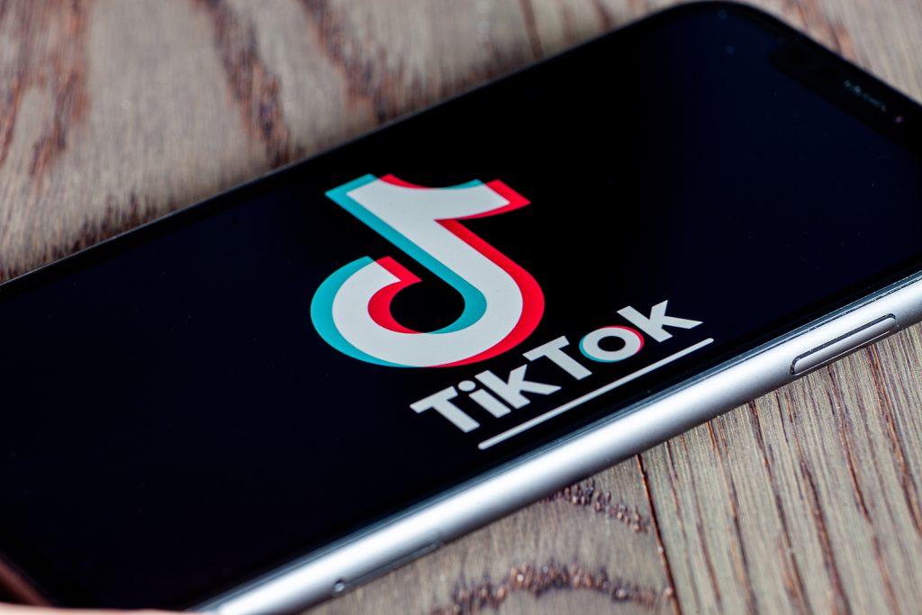 How to Build TikTok Followers Without Waiting Months