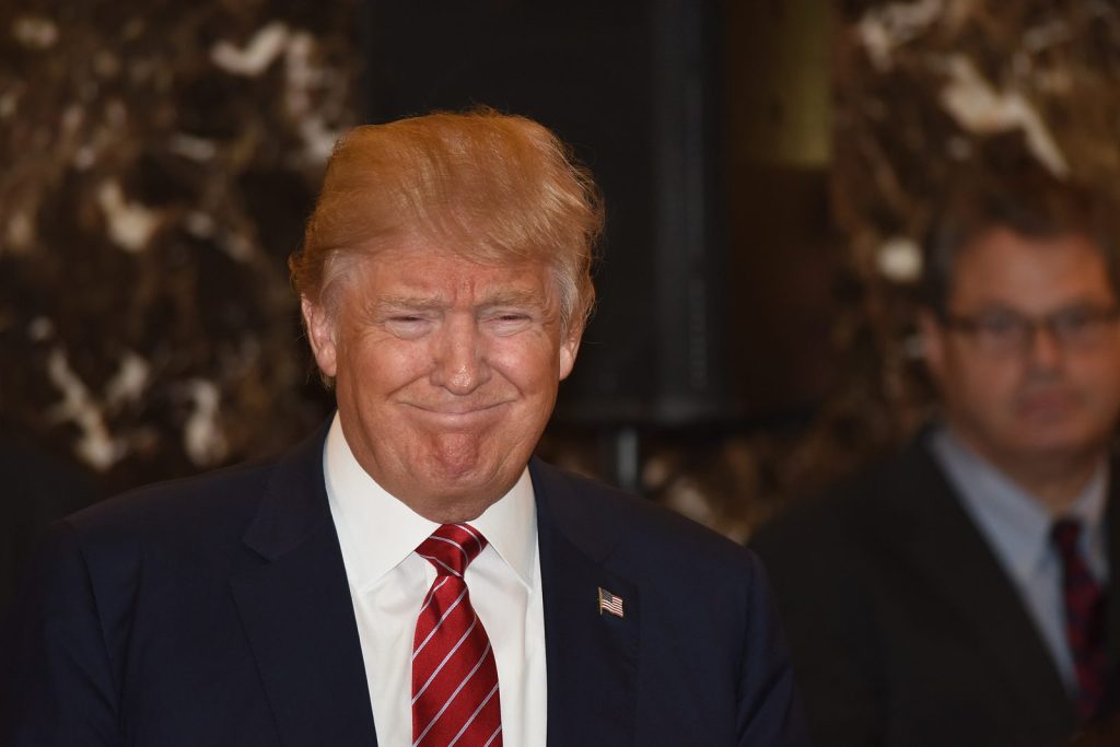 Trump Urges Iran to ‘Wave White Flag’ as 60-Day Deal Expires