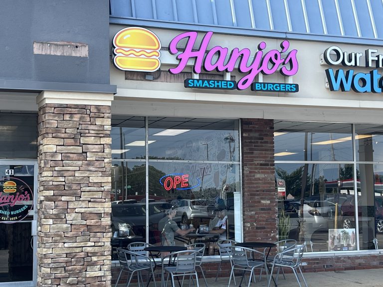 Hanjo’s Smashed Burgers Makes a Smash in Chesterfield